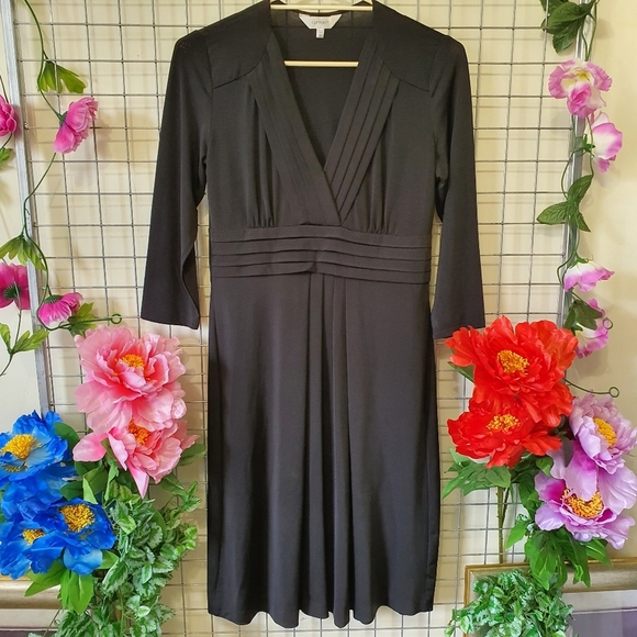 CAPTURE AU12 Dress Black Midi Fit & Flare Empire Waist V-Neck 3/4 Sleeve - NWOT - Picture 11 of 14